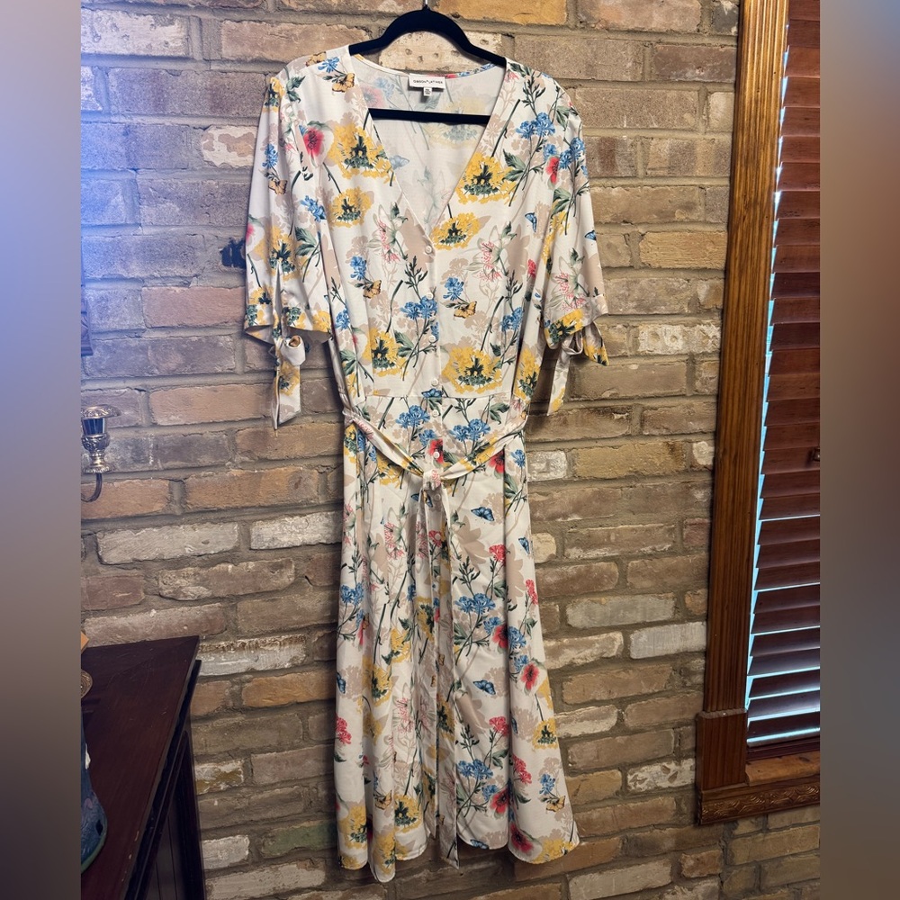 Gibson Latimer Ivory Floral & Butterfly Spring Dress Women's size XXL Button